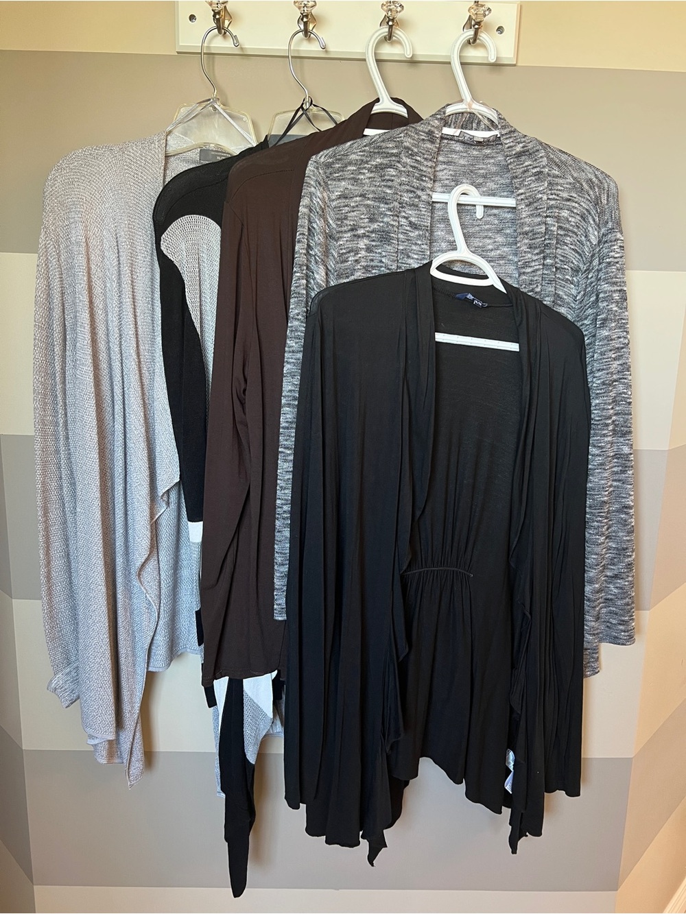XL cardigans - lot of 5 - EUC - Neutral for easy pairing